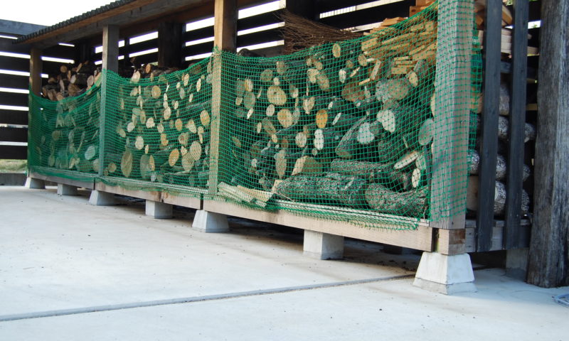 薪の保管方法について 乾燥と動線で快適な薪ストーブライフ らくまき庵