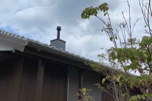 台風の時の煙突
