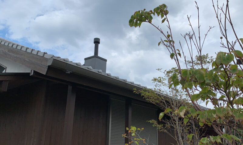 台風の時の煙突